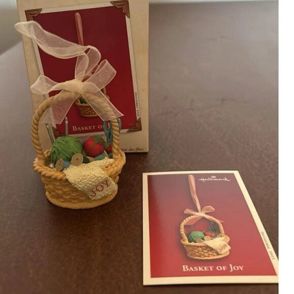 NWT Hallmark Keepsake Ornament Basket Of Joy 2003 Handcrafted Vintage with Card - Picture 8 of 13